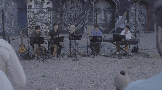 비긴어게인3, 베를린 마지막 버스킹… 단체곡 'VIVA 청춘'