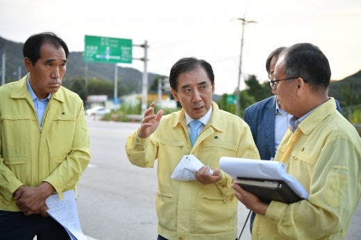 포천시는 연일 계속되는 인접 지역 아프리카돼지열병 추가발생 및 의심신고가 지속 접수됨에 따라 민관군이 혼연일체가 되어 총력 대응에 나서고 있다. / 사진제공=포천시