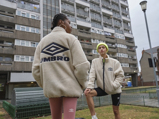 ©엄브로(UMBRO)