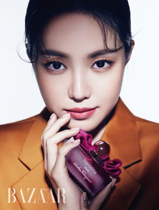 손나은. /사진=하퍼스 바자 코리아