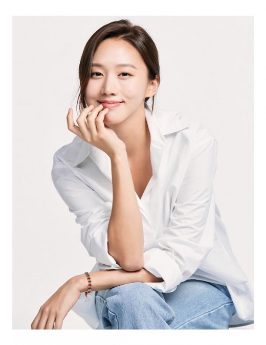 고성희, 에스엠팀과 전속계약 체결… 손예진·이민정 한 식구