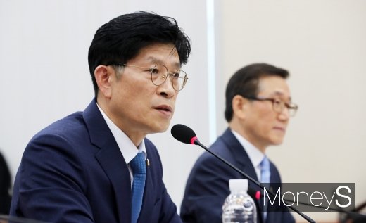 [머니S포토] 노형욱 국조실장, 