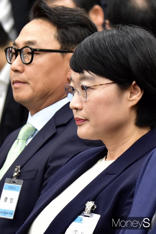 [머니S포토] 한성숙-여민수 대표, 과방위 국감 증인 참석