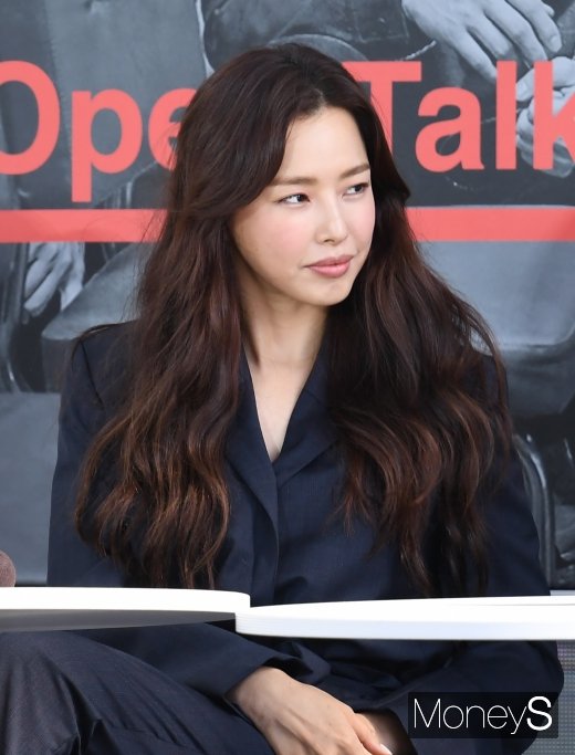 [머니S포토] 이하늬 '여신의 눈빛'