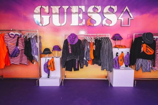 GUESS, 88RISING과 두번째 콜라보레이션 캡슐 컬렉션 런칭