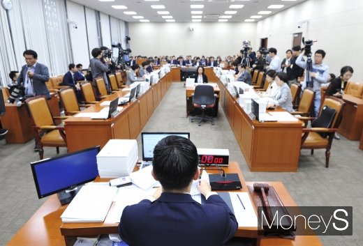 [머니S포토] 국회 보건복지위, 식품의약품안전처 등 국정감사