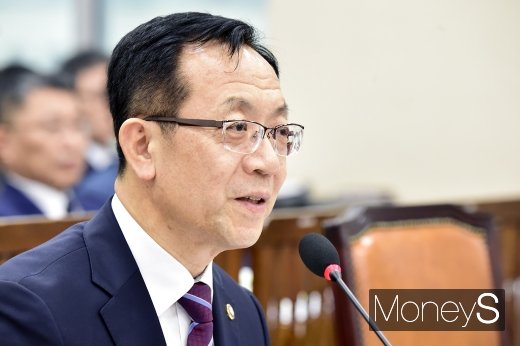 [머니S포토] 2019 국정감사 참석한 정문호 소방청장