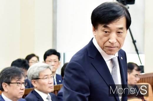 [머니S포토] 기준금리 결정 두차례 남은 금통위
