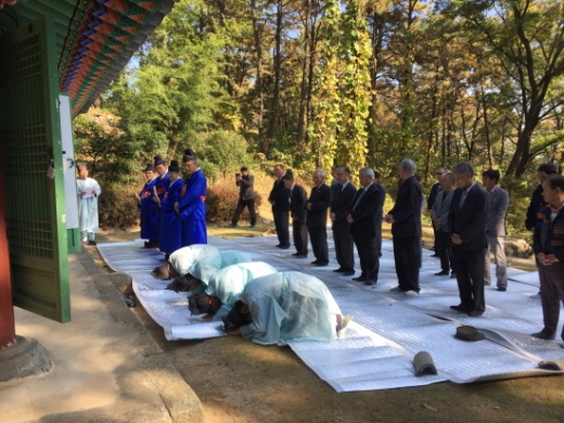 2017년 송문주 장군 제향 봉행. / 사진제공=안성시