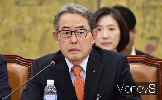 [머니S포토] 골프접대부터 허위보고까지 국감장 논란 부른 GKL