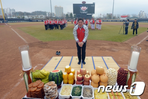 조계현 단장을 필두로 한 KIA 타이거즈 프론트는 아직 신임 감독에 대한 명확한 구상조차 내놓지 못하고 있다. /사진=뉴스1