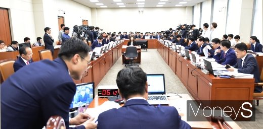 [머니S포토] 2019 관세·조달·통계청 국정감사