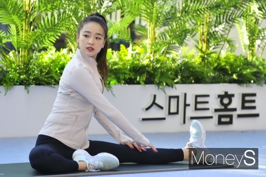 [머니S포토] 손연재 '숲속에 체조요정'
