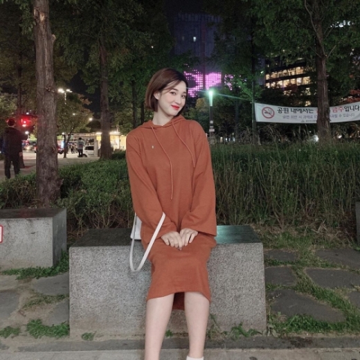 율희. /사진=율희 인스타그램 캡처   
