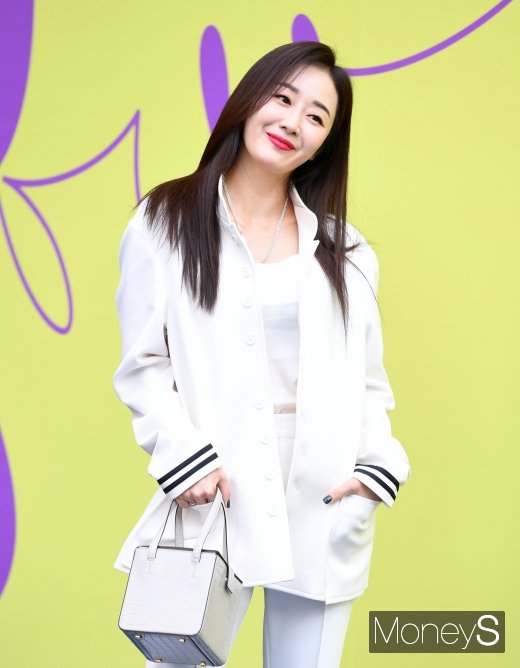 [머니S포토] 김경화, 단아한 미모
