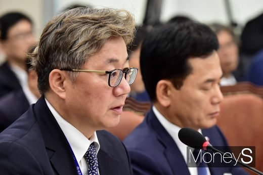 [머니S포토] 채희봉, 