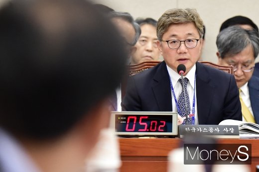 [머니S포토] 채희봉, 