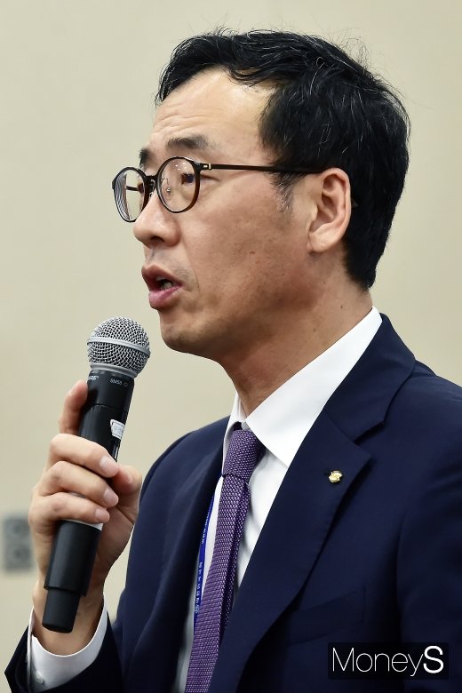 [머니S포토] 이영민 한국벤투 대표, 