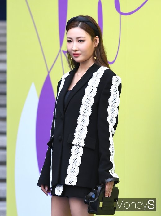 [머니S포토] 이사배 '고혹적인 눈빛'