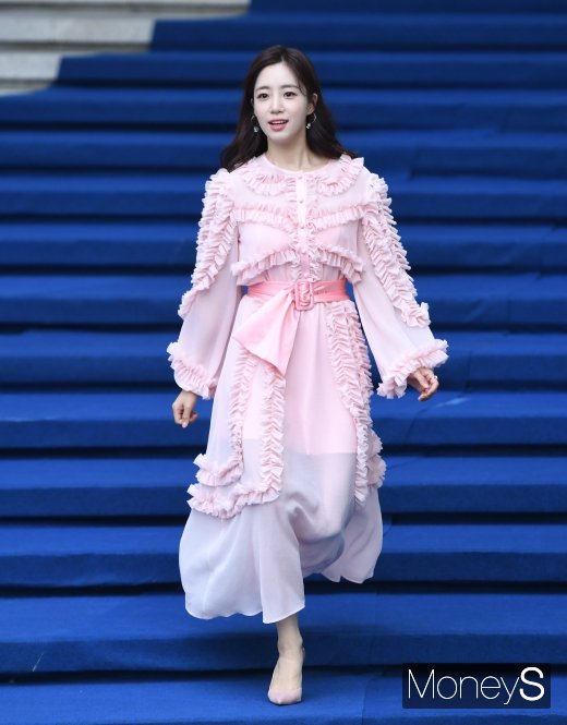 [머니S포토] 함은정 '핑크빛 공주'