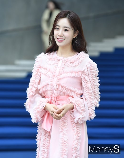 [머니S포토] 함은정 '빛나는 청초함'