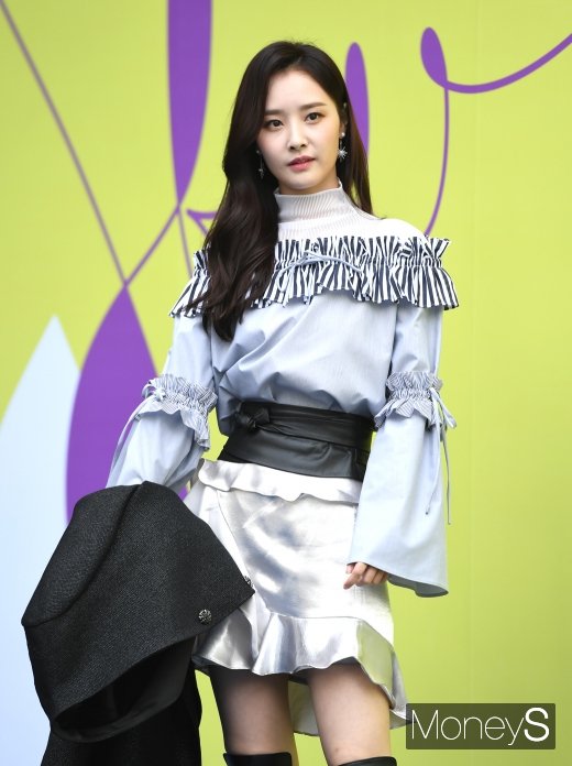 [머니S포토] 우희 '우아하게'