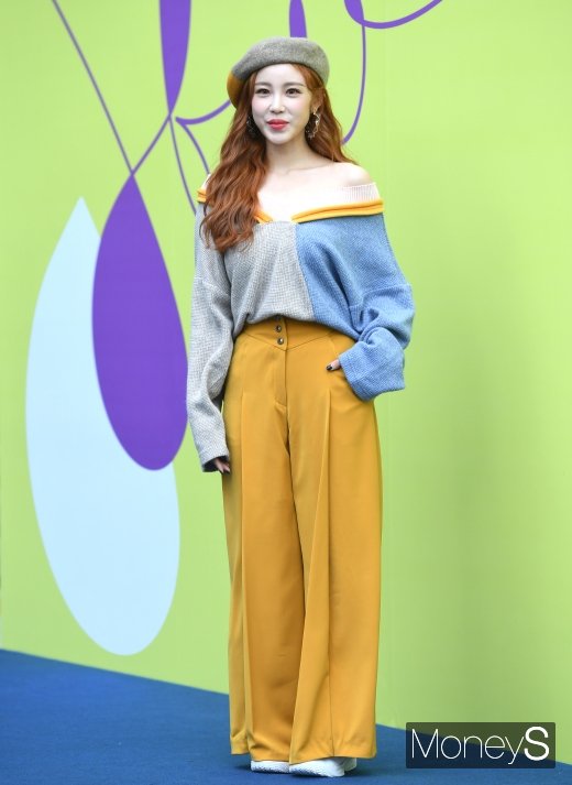 [머니S포토] 전효성, 미대생 연상시키는 빵모자
