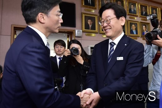 [머니S포토] 이재명 