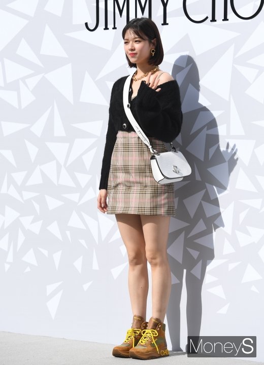 [머니S포토] 트와이스 정연, 따라하고 싶은 대학생룩