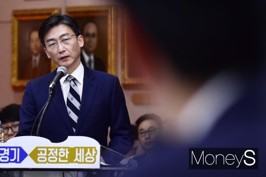 [머니S포토] 의원 질의에 답하는 이국종 교수