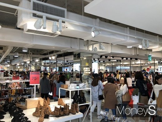 서울 명동의 포에버21 매장. /사진=김경은 기자