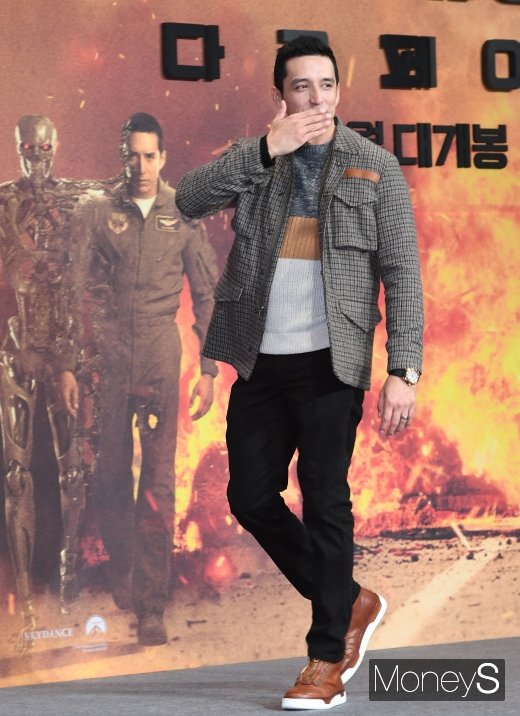 [머니S포토] 가브리엘 루나, 포스터 찢고 나온 비주얼