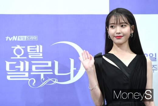 가수 겸 배우 아이유. /사진=장동규 기자