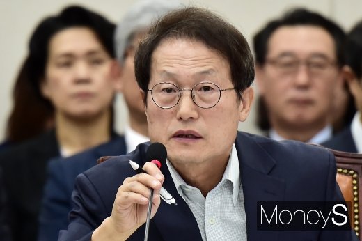 [머니S포토] 2019 교육위 종합국감서 답변하는 조희연 교육감