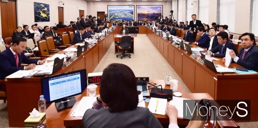 [머니S포토] 국토교통위 종합 국정감사