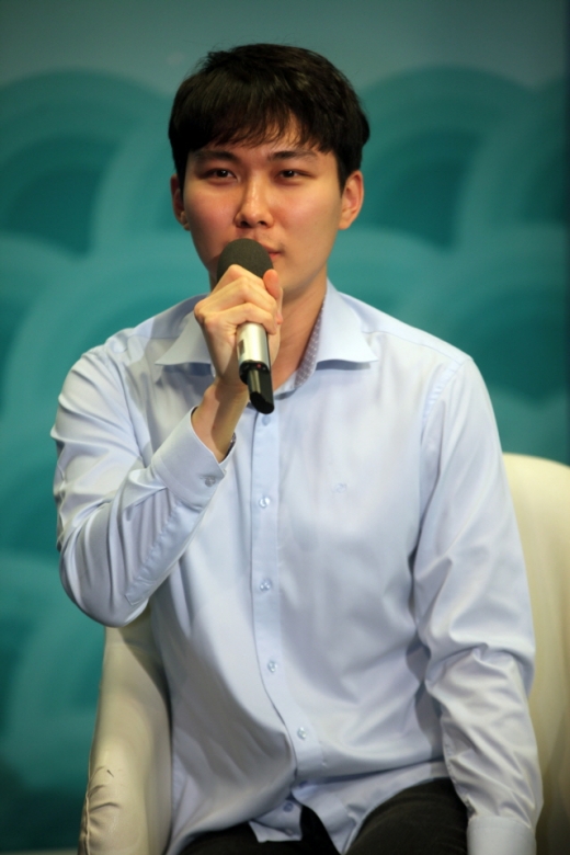 우승 소감을 밝히는 박정환 9단. /사진제공=한국기원