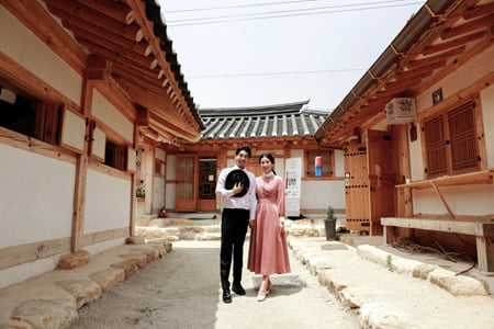 강진군이 다음달 2일 강진군 일원에서 '제1회 강진군 웨딩&인생사진 명소 사진촬영대회'를 개최한다./사진제공=강진군