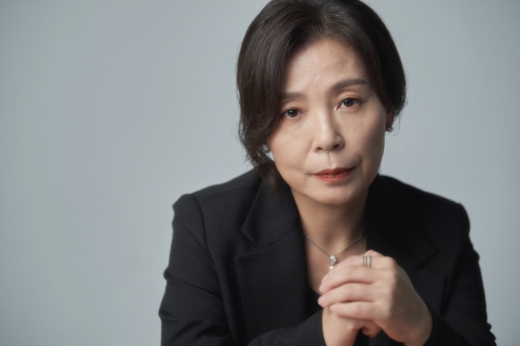 ©디퍼런트컴퍼니