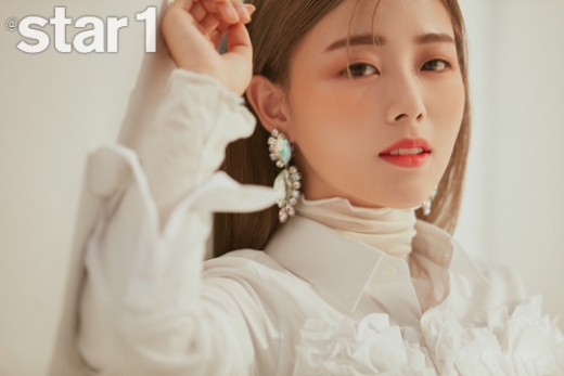 ©앳스타일(@star1)