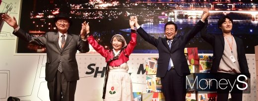 [머니S포토] 박원순 시장, 시민과 함께 하니 즐거움이 곱절