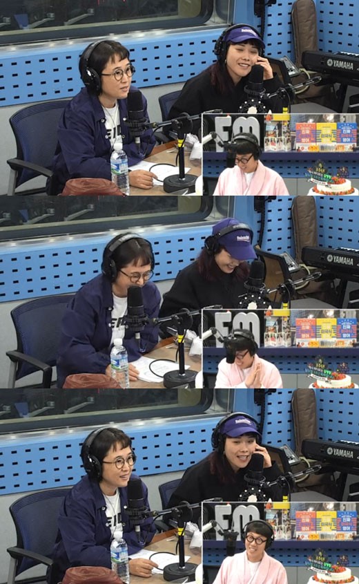 송은이 신봉선. /사진=SBS 보이는라디오 방송화면 캡처