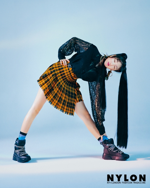 ©나일론(NYLON)