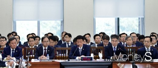 [머니S포토] 국회 행안위 종합감사… 화성연쇄살인사건 재수사 주목