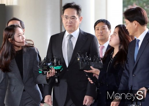 [머니S포토] 이재용, '더 이상 질문에는 노코멘트'
