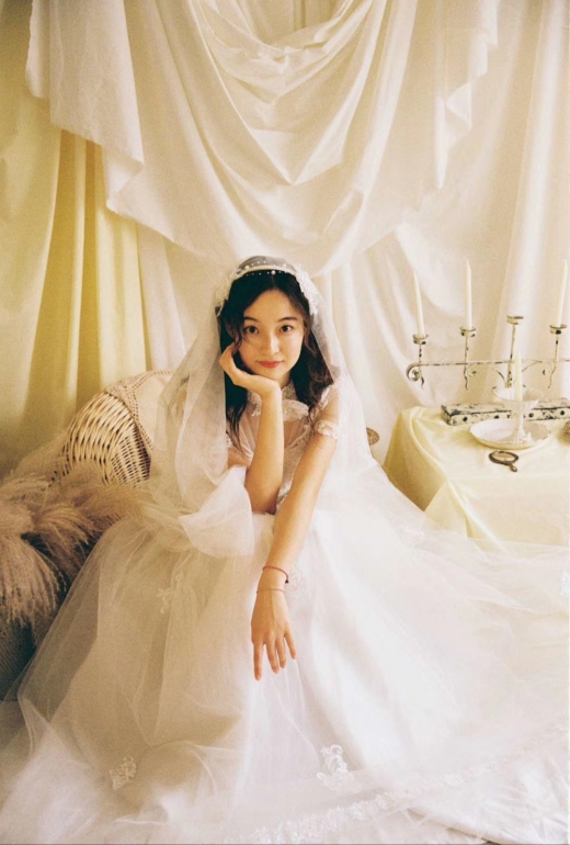 ©유웨이 인스타그램, 애드테인먼트