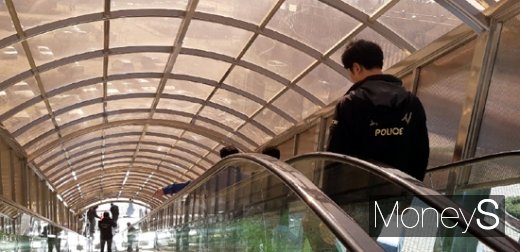 [머니S포토] 목포해상케이블카 사고 점검하는 경찰