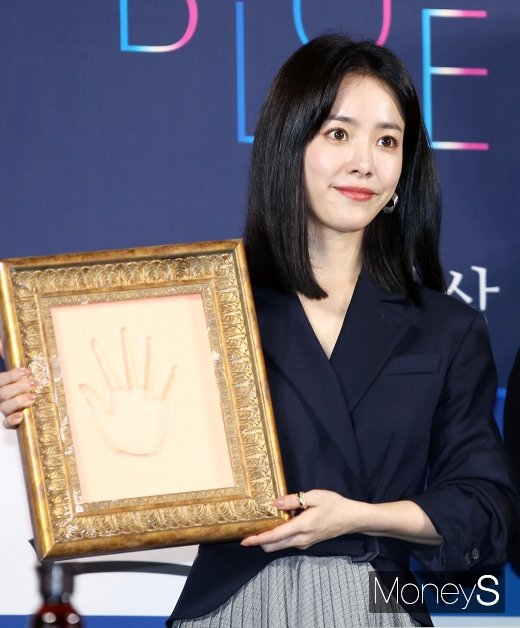 [머니S포토] 청룡의그녀 한지민의 핸드프린팅