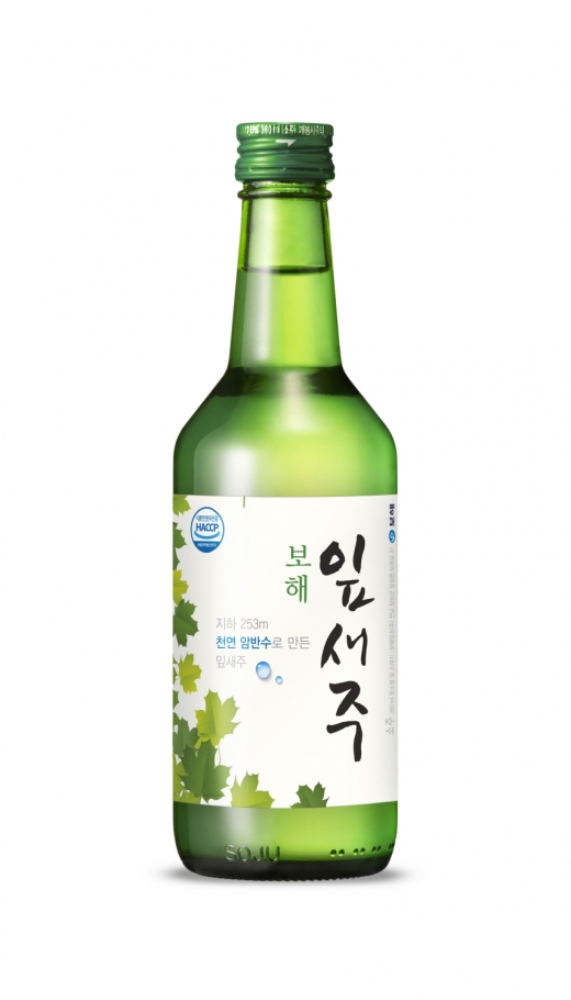 보해양조 대표 소주 잎새주/사진=보해양조 제공.
