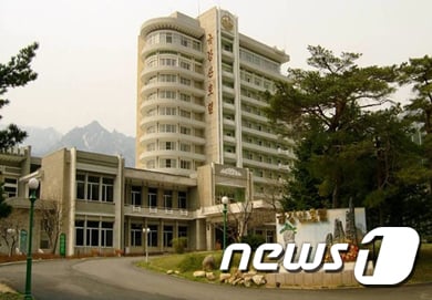 북한이 최근 철거하겠다는 방침을 밝힌 남측 시설 중 하나인 '금강산 호텔' 전경. /사진=뉴스1(통일부 제공)