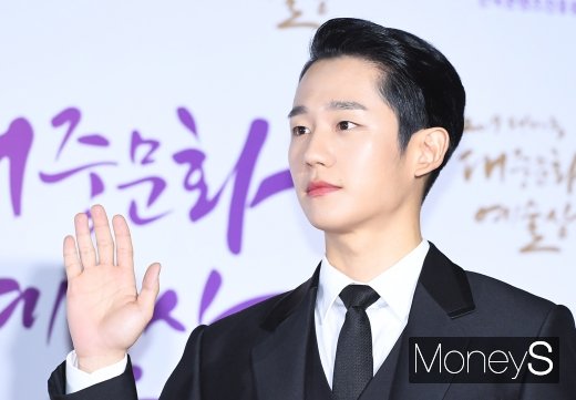 [머니S포토] 정해인 '심쿵 눈빛'(대한민국 대중문화예술상)